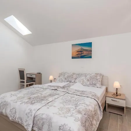 0-bedroom In ビオグラード・ナ・モル